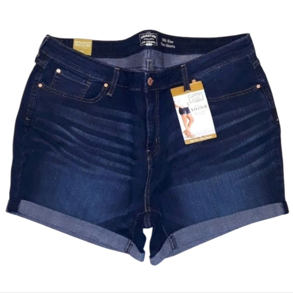 🆕️Levi Strauss Mid-Rise Slim Shorts. Women's Plus Size: W20x05L.